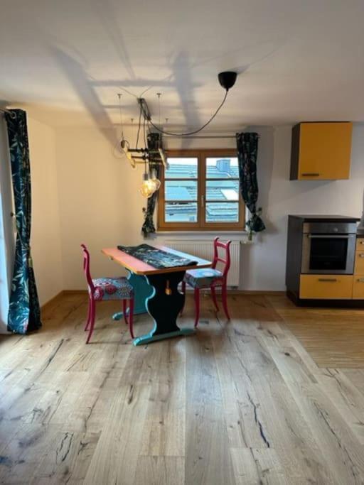 Charmante Farbenfrohe Wohnung Fuer Zwei ฟิชบาคเฮา ภายนอก รูปภาพ
